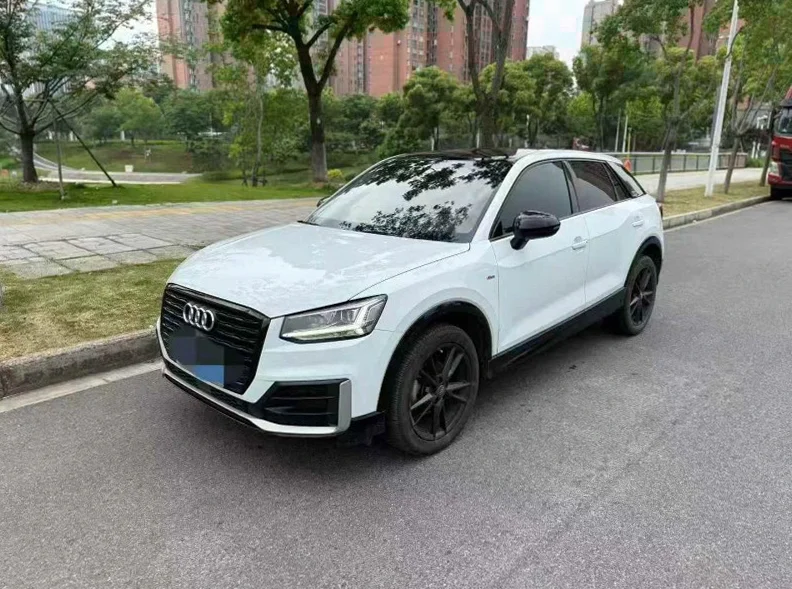 奥迪Q2 正面外观二