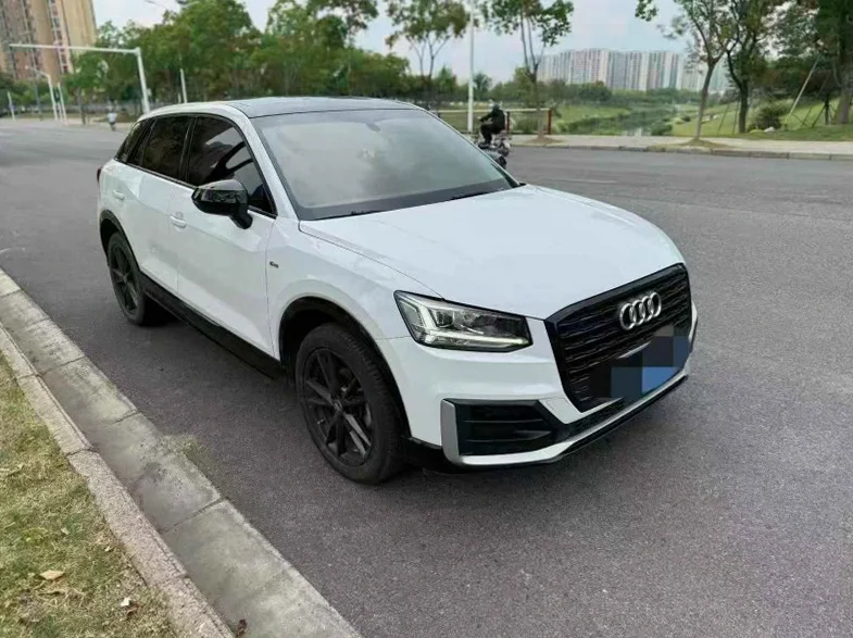 奥迪Q2 正面外观三