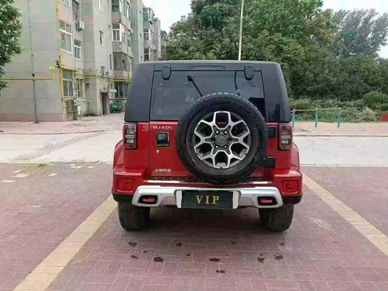 北京BJ40 驾驶室