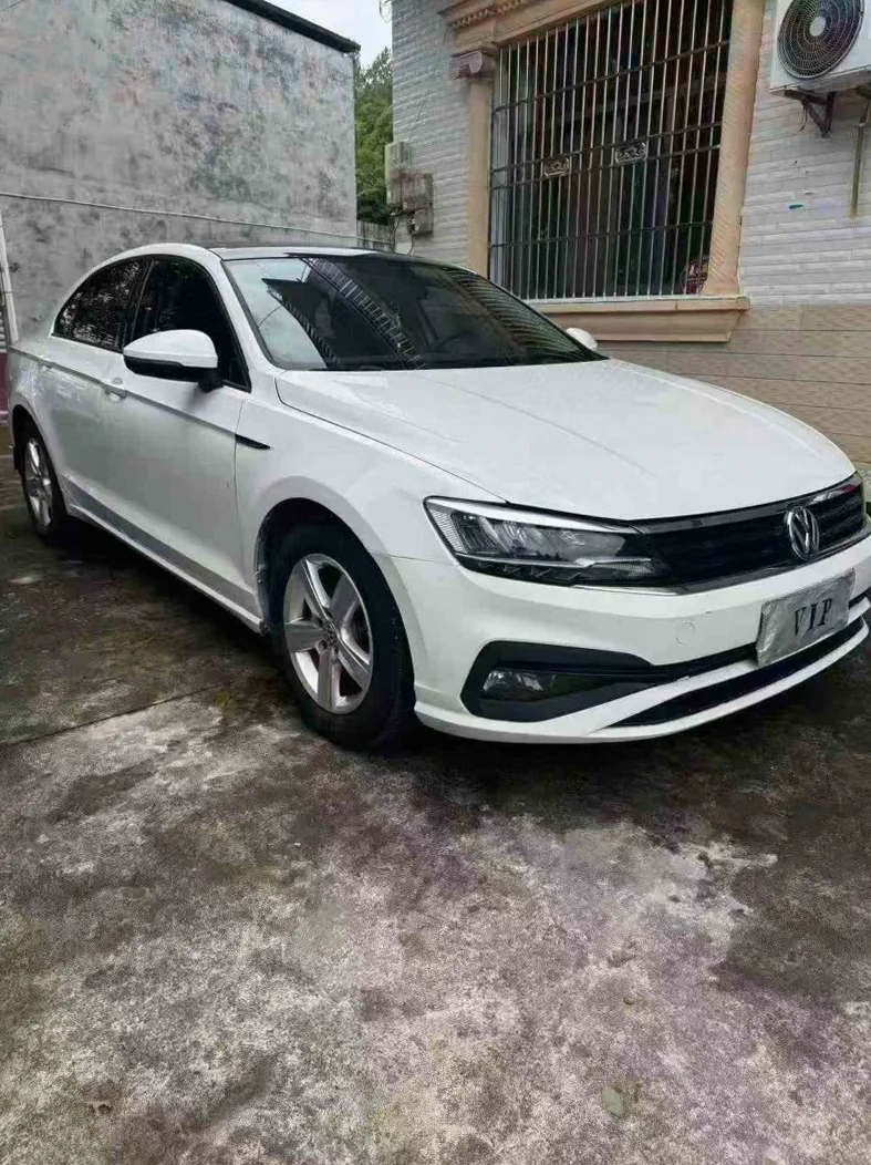 大众凌渡 正面外观三