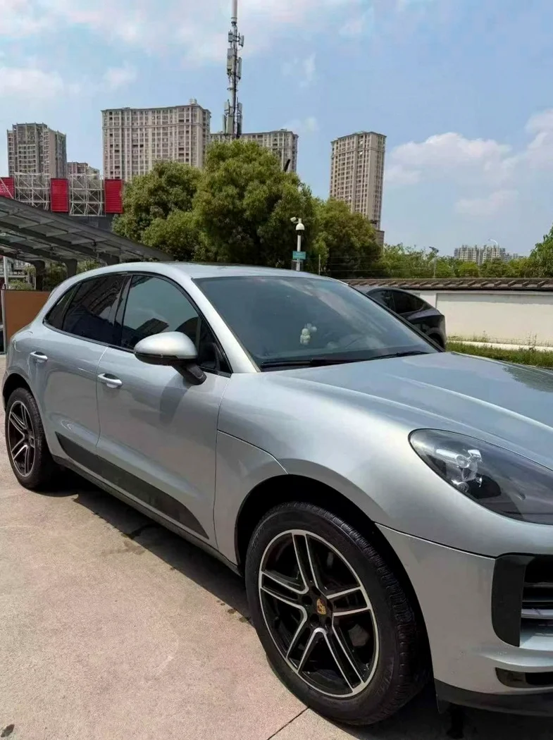 保时捷Macan 正面外观二