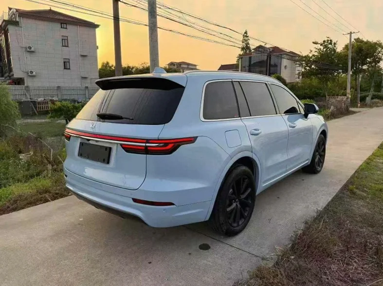 理想ONE 内饰后排