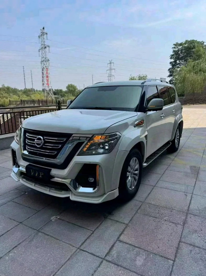 日产途乐 正面外观三