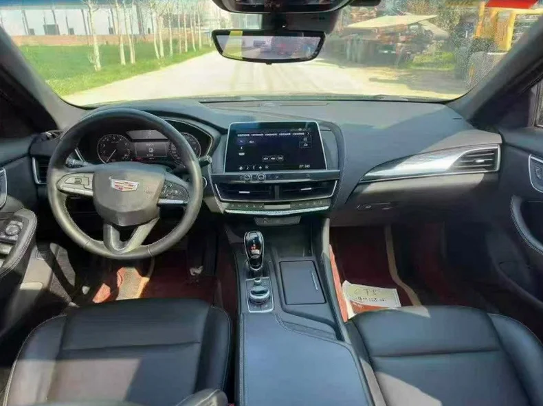 凯迪拉克CT5 后面外观三
