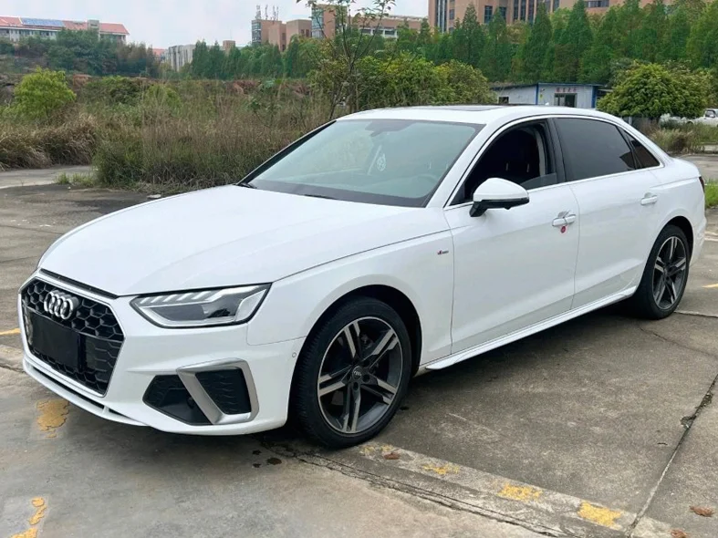 奥迪A4L 正面外观三