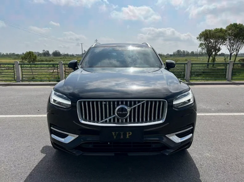 22年沃尔沃XC90 2.0T高配