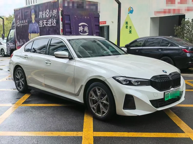 宝马I3 正面外观三