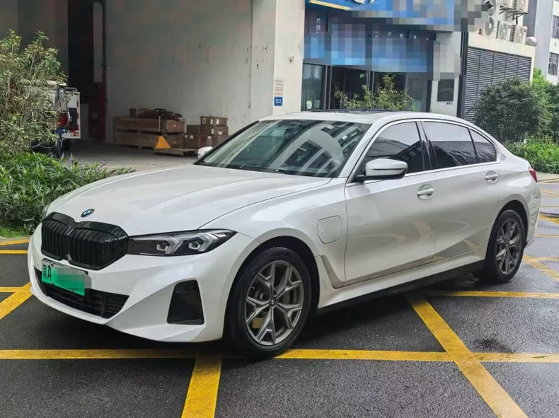 宝马I3 正面外观二