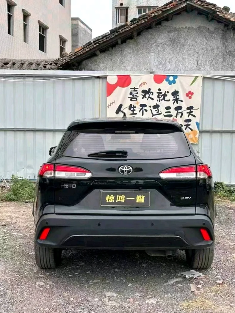 丰田卡罗拉 后面外观二
