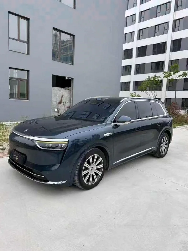 华为智选问界 正面外观三
