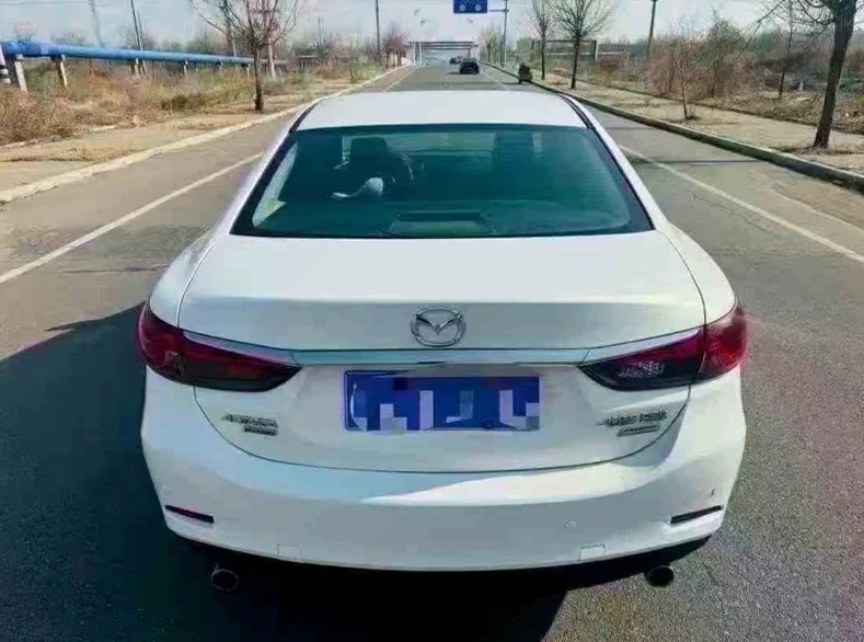 马自达阿特兹 驾驶室