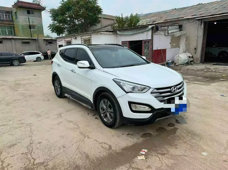 现代全新胜达 正面外观二