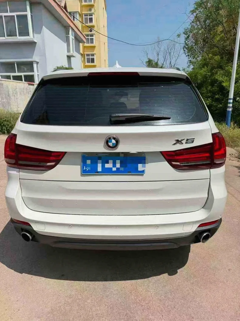 宝马X5 驾驶室