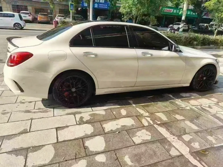 奔驰C 正面外观三
