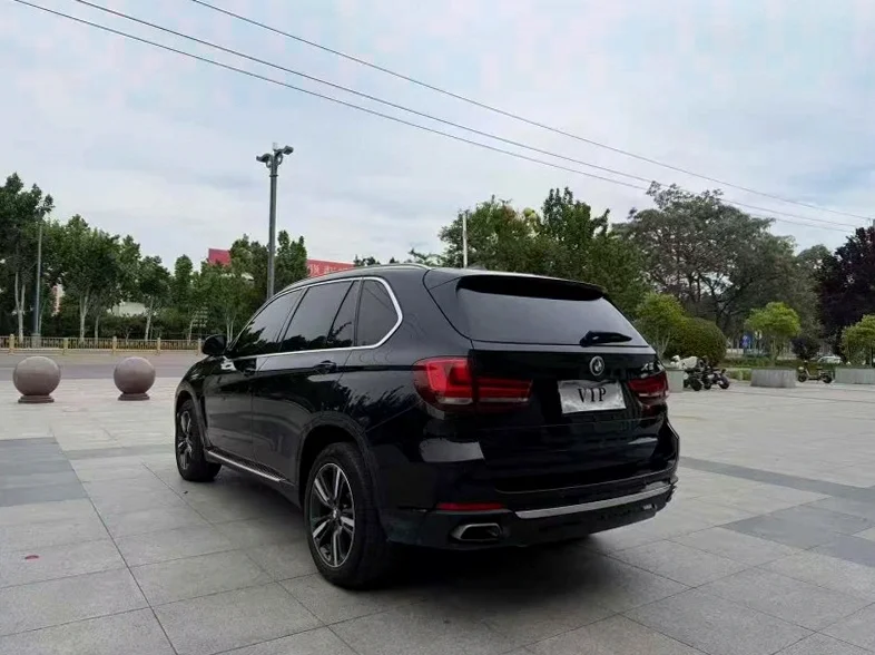 宝马X5 驾驶室
