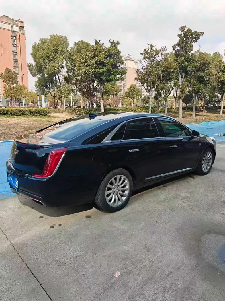 凯迪拉克XTS 内饰后排