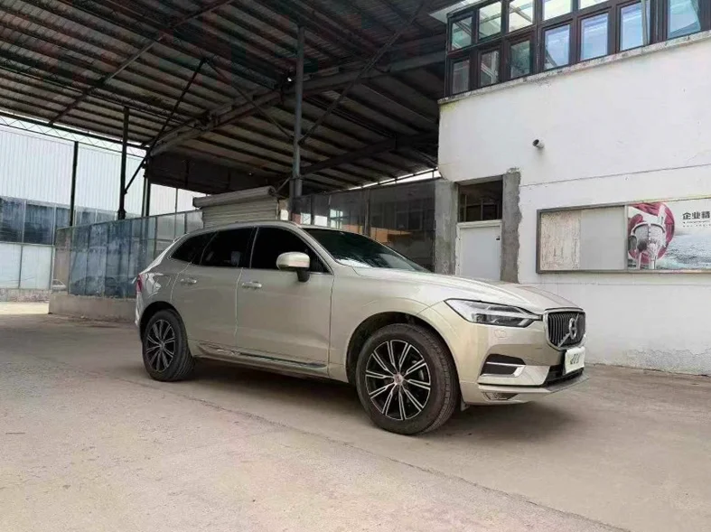 沃尔沃XC60 正面外观三