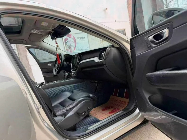 沃尔沃XC60 后面外观三