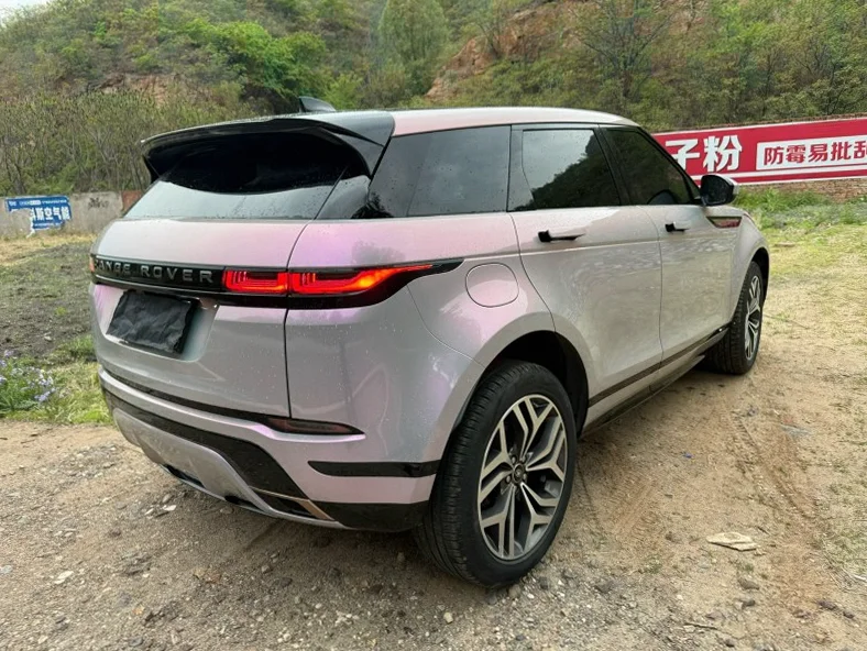 路虎极光 后面外观二