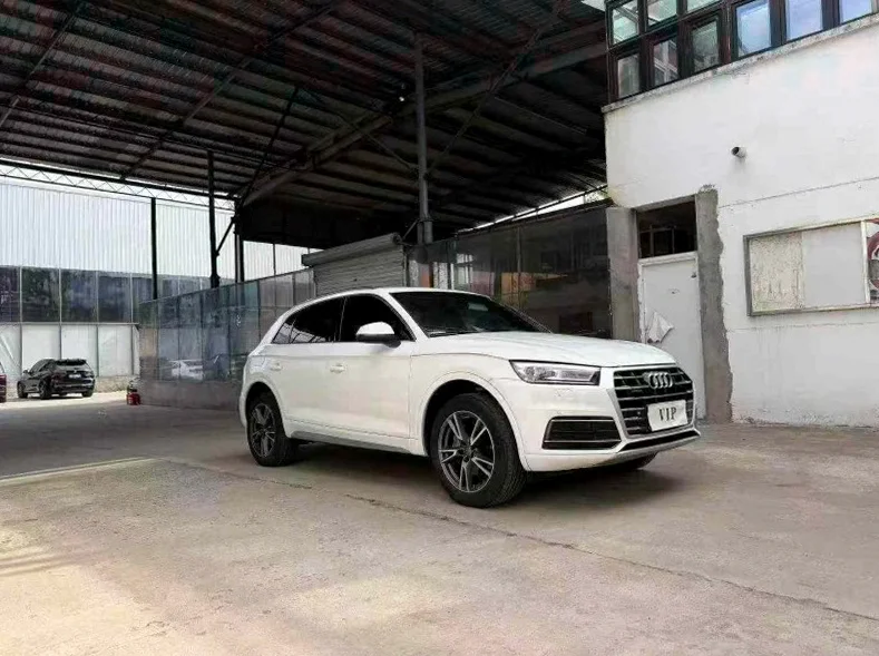 奥迪Q5 正面外观三