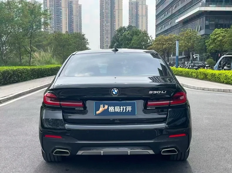 宝马5系 驾驶室