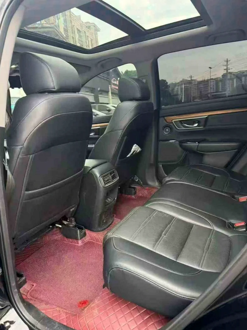 本田CRV 后面外观三