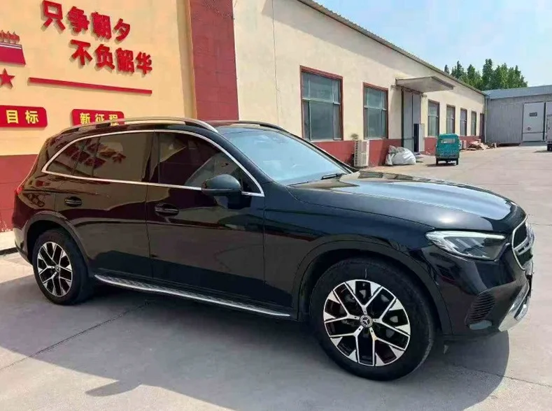 奔驰GLC 正面外观三