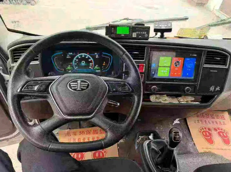 解放卡车 后面外观二