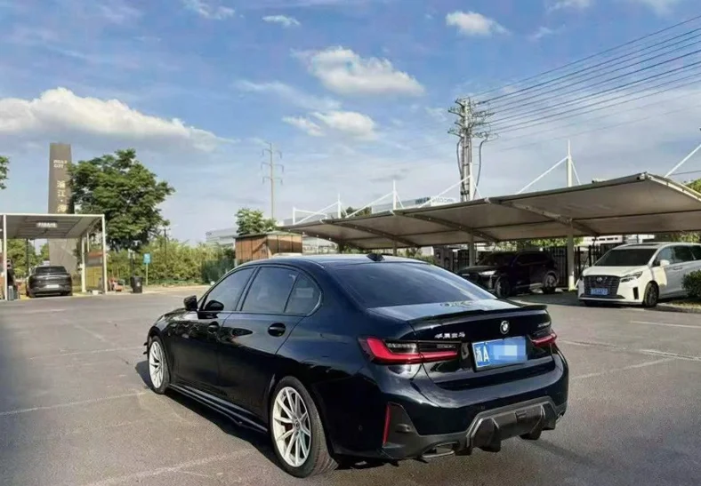 宝马3系 内饰后排
