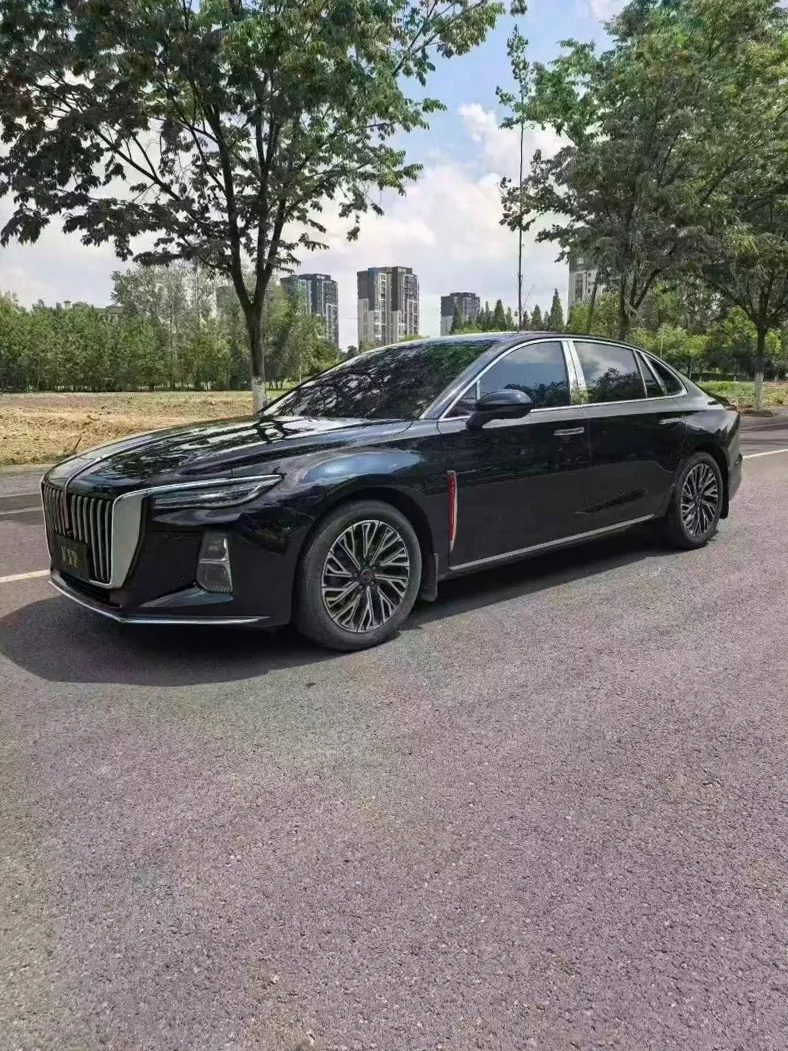红旗H5 正面外观三