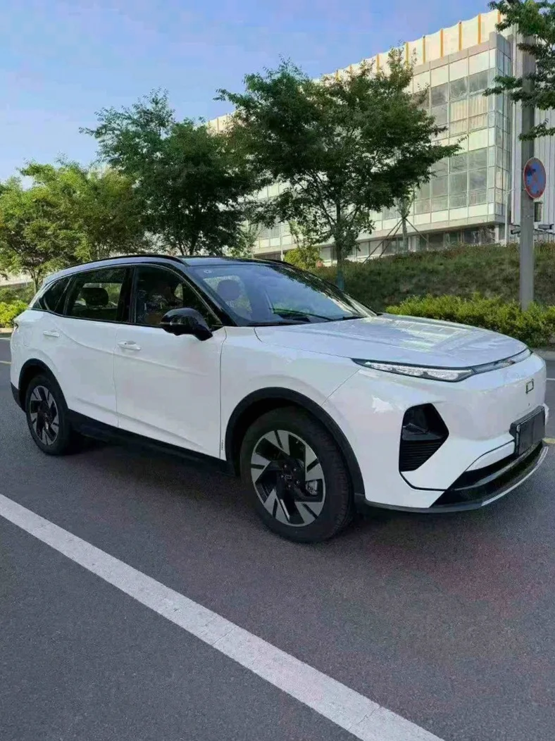 奔腾悦意 正面外观二