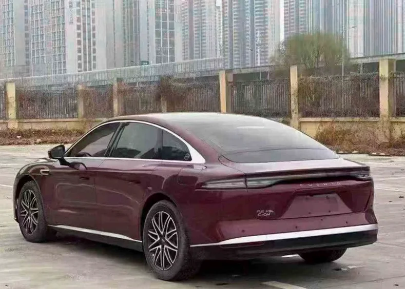 奇瑞风云 内饰后排