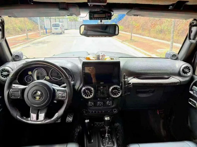 Jeep牧马人 后面外观二