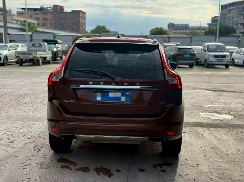 沃尔沃XC60 驾驶室