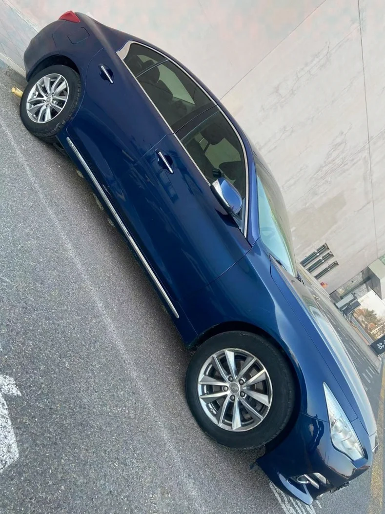 英菲尼迪Q50L 正面外观二