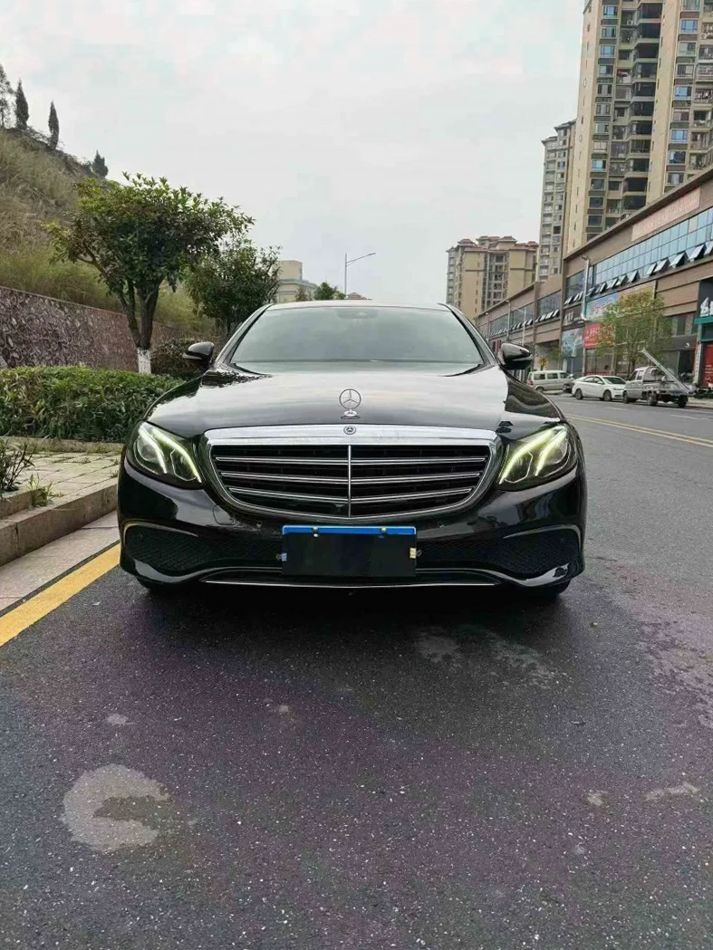 18年奔驰E320L 3.0T四驱顶配