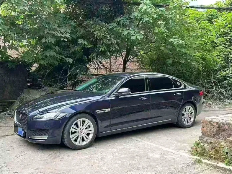 捷豹XFL 正面外观二