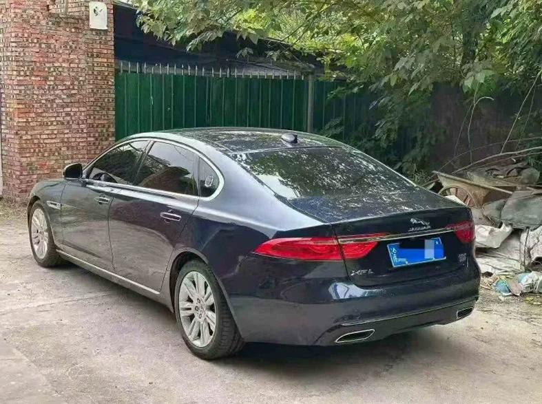 捷豹XFL 后面外观一