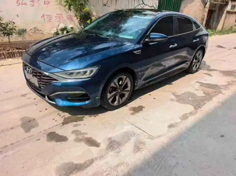 现代菲斯塔 正面外观三