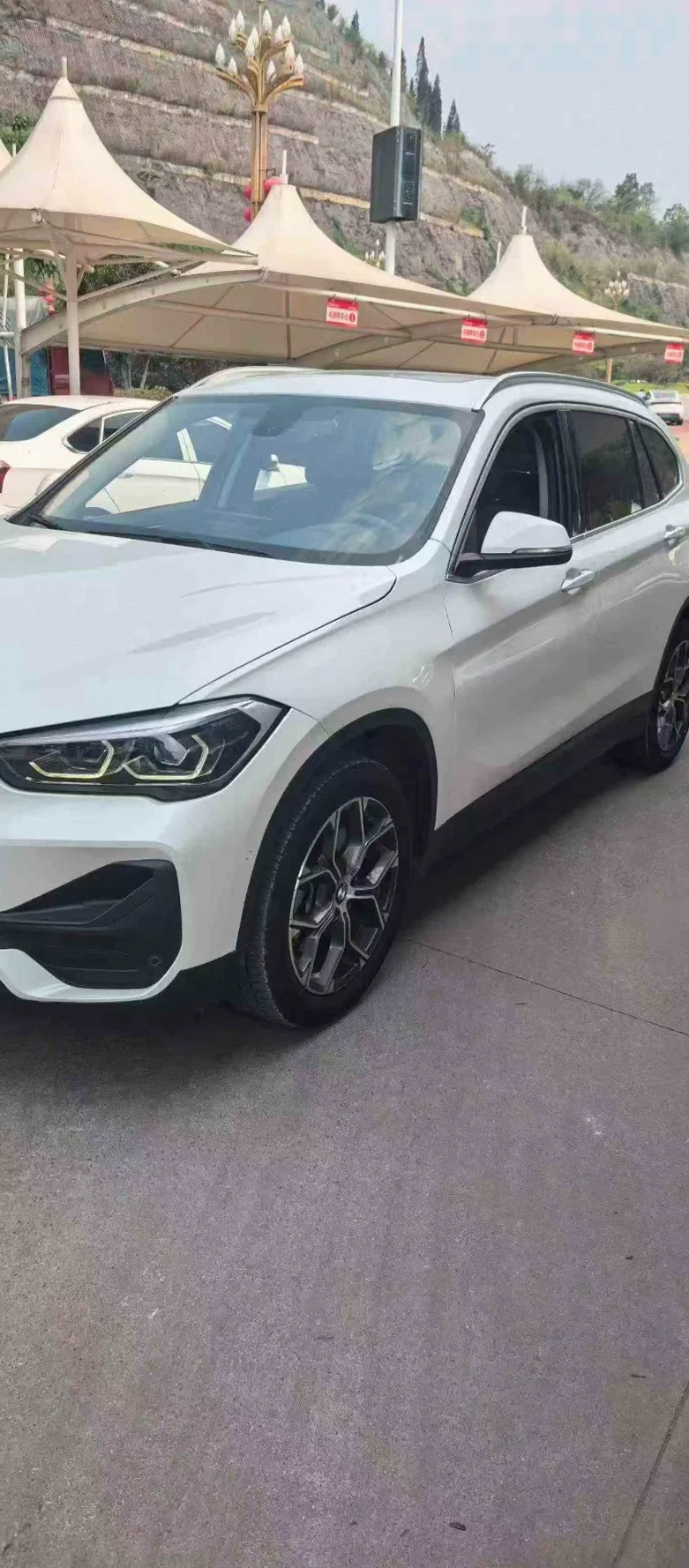X1宝马 正面外观二