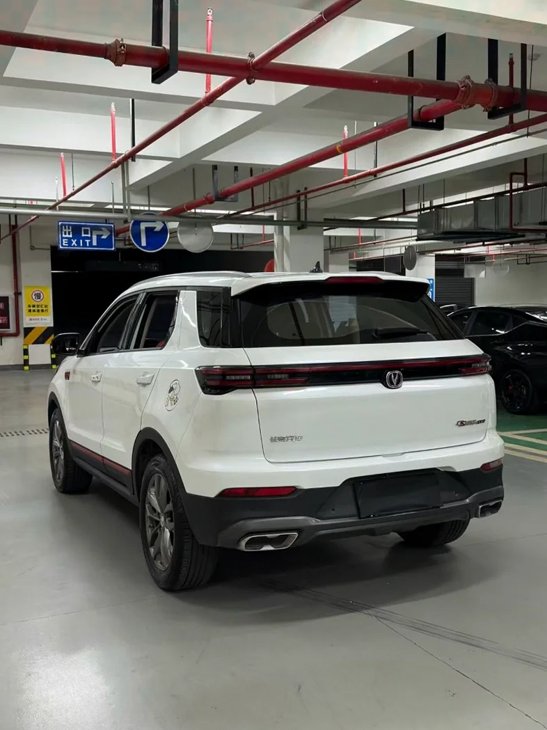 长安汽车CS55 后面外观二