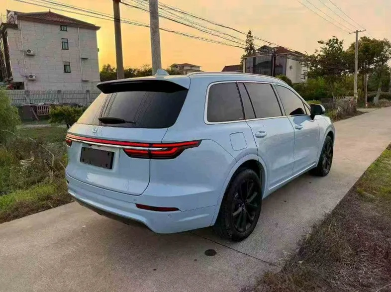 理想ONE 驾驶室