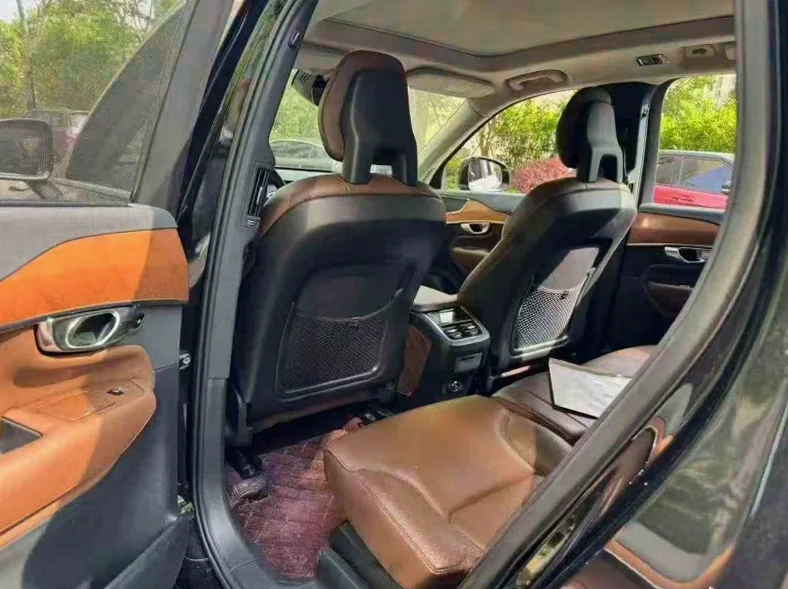 沃尔沃XC90 后面外观三