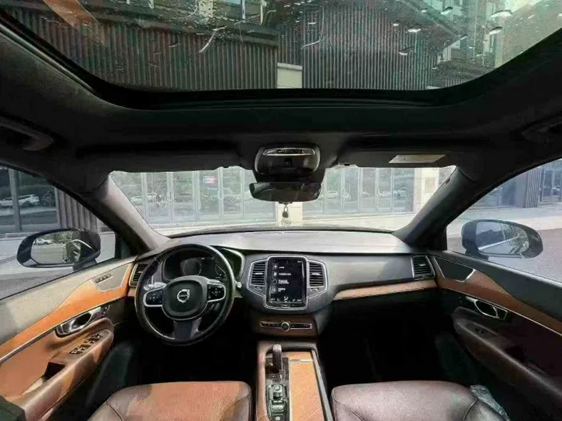 沃尔沃XC90 后面外观二