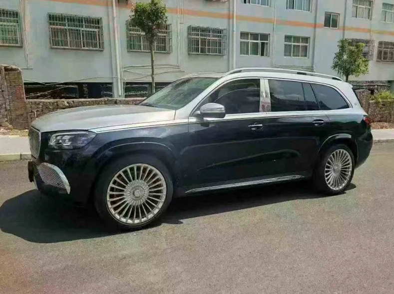 奔驰GLC 正面外观三