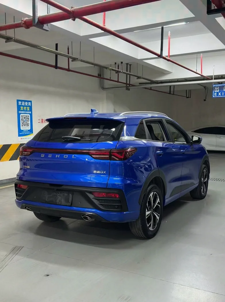 江淮QX 驾驶室