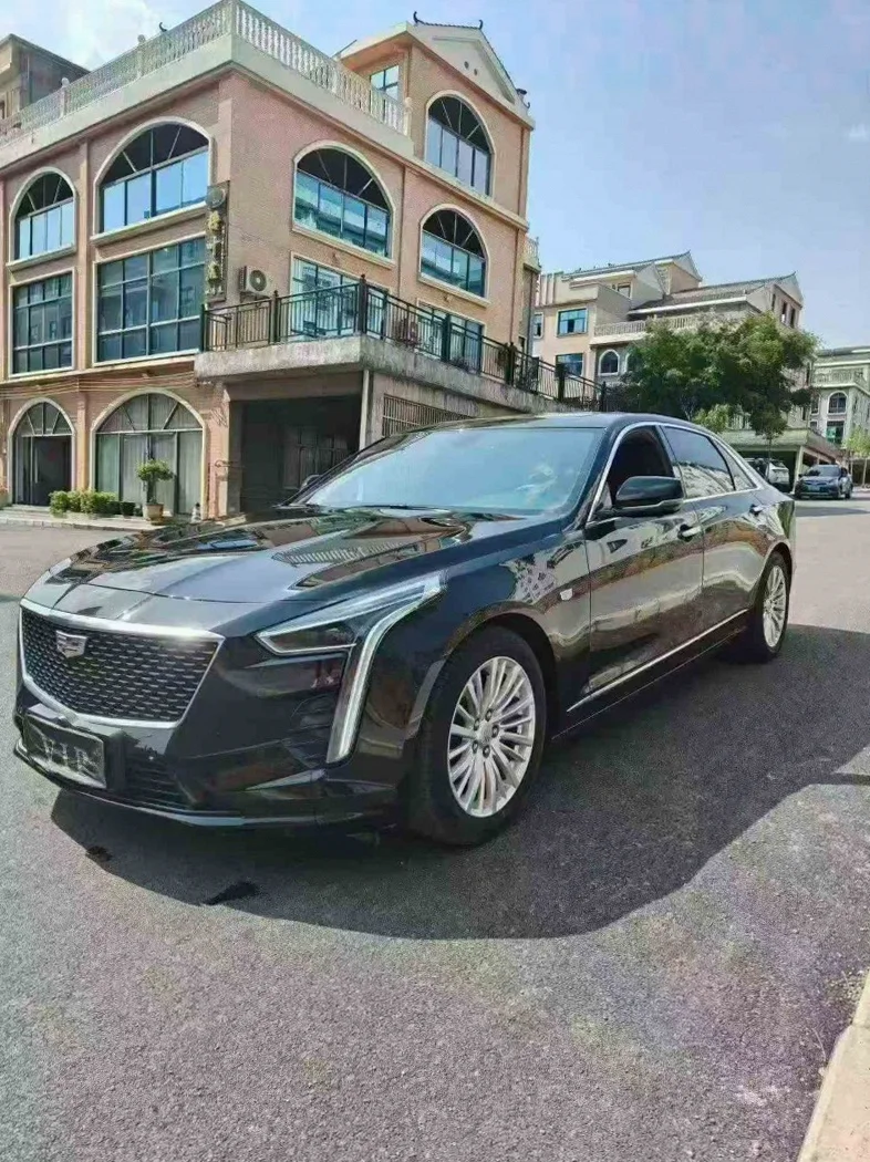 凯迪拉克CT6 正面外观三