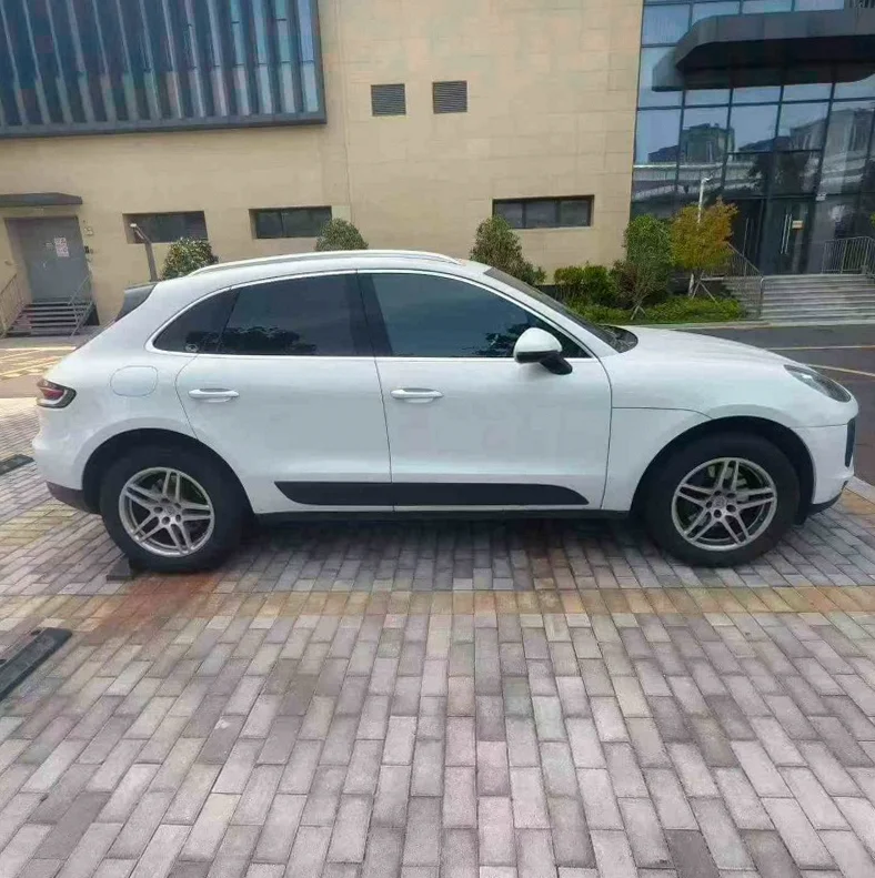 保时捷Macan 正面外观三
