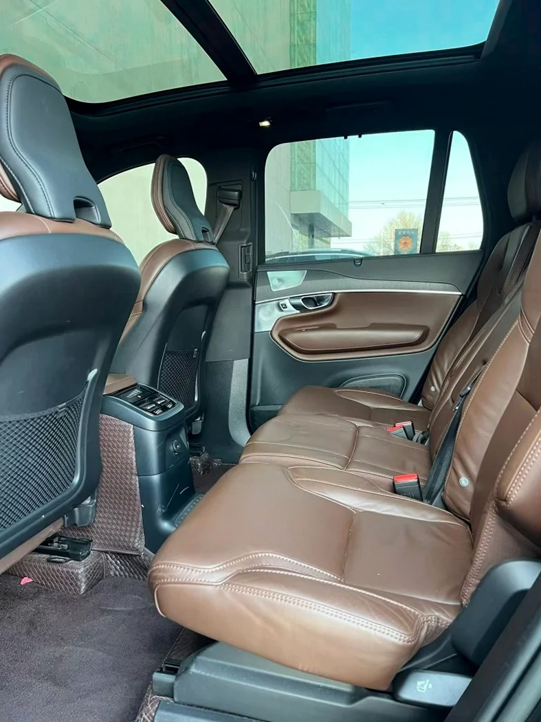 沃尔沃XC90 后面外观三