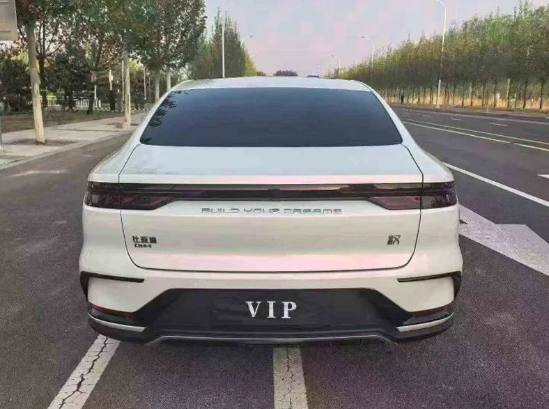 比亚迪汉DM 驾驶室